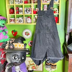 Plus size Old Navy black denim shorts overalls jumpsuit / romper Size 3XL